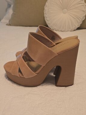 Chelsea & Violet Nude Tan Platform Mule Sandal